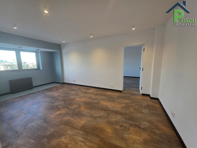 Piata Victoriei, Spatiu de birouri 5 camere, semi-decomandat, 152 mpu